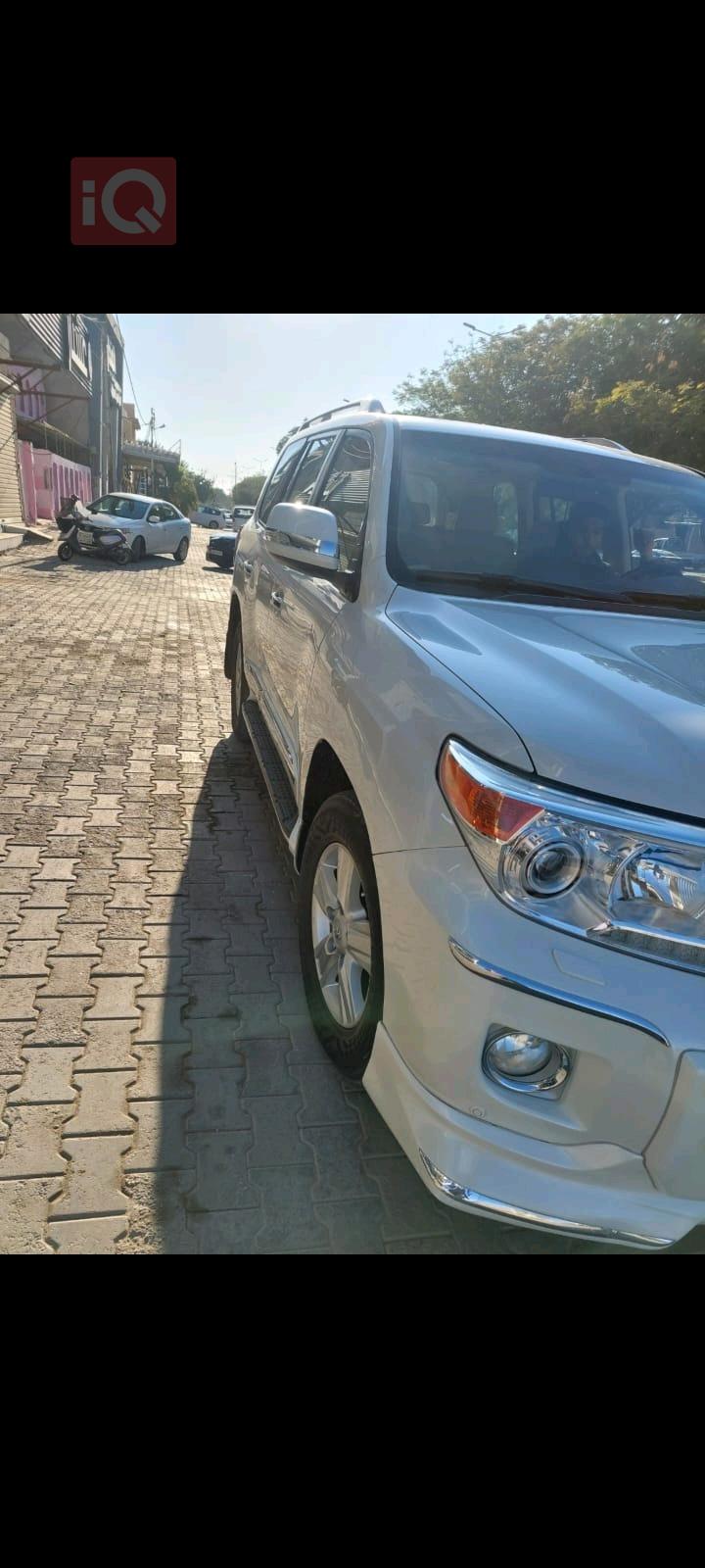تۆیۆتا لاند کروزەر